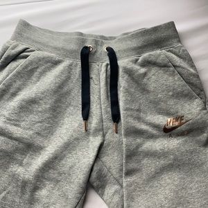 nike air sweatpants